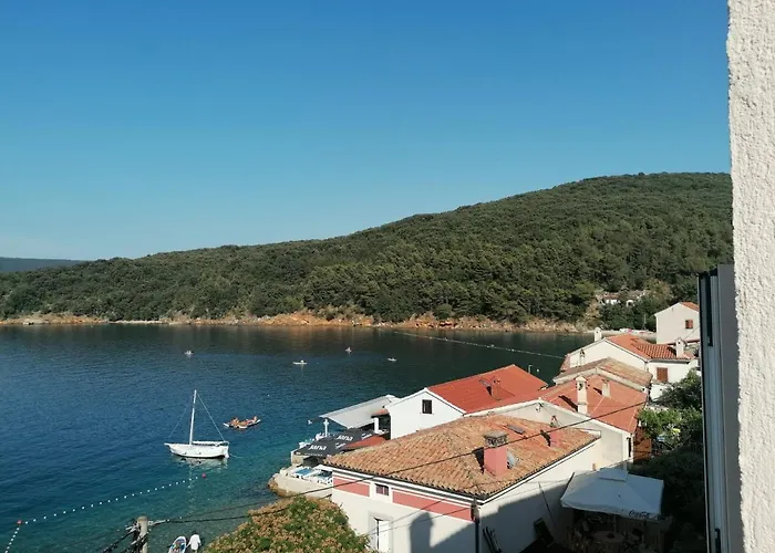 Gostinjska kuća & Dinko 3*