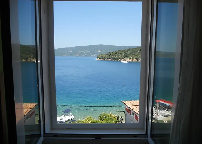 Gostinjska kuća & Dinko Valun