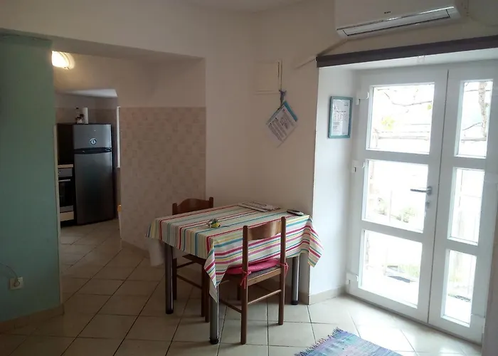 & Dinko Gostinjska kuća Valun