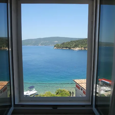 Guest house & Dinko Valun